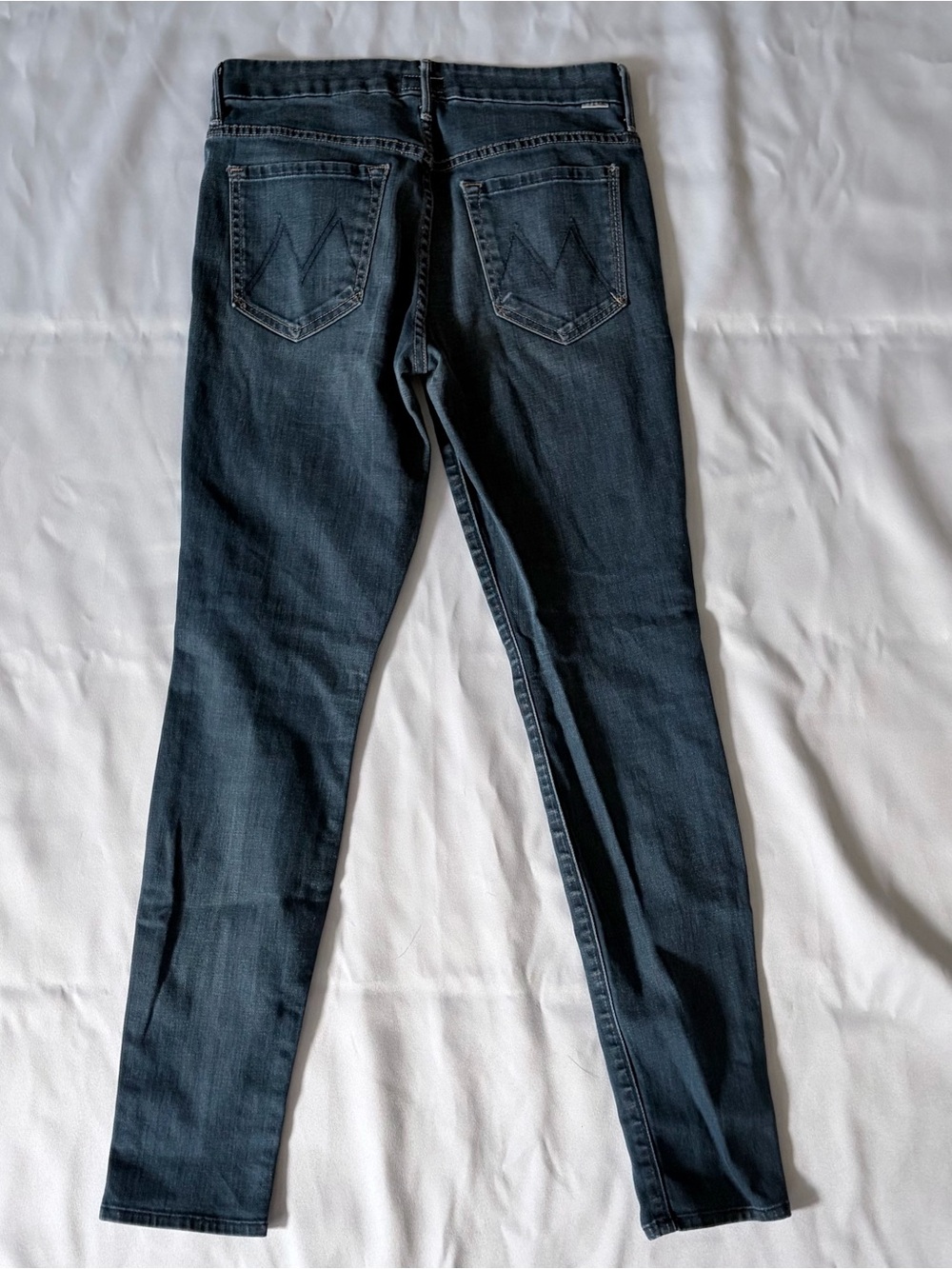 MOTHER Skinny Jeans in Dark Indigo
